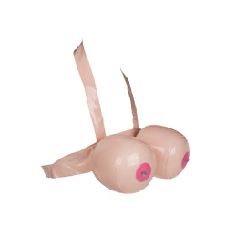 Jeu de combat coquin Boob Battle, défis poitrine sans les mains