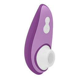 Womanizer Liberty 2 violet diffusant des ondes aériennes tendres et enivrantes