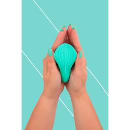 Mini vibro rechargeable SilkenTouch vert qui s’adapte à vos envies grâce à ses modes vibrants