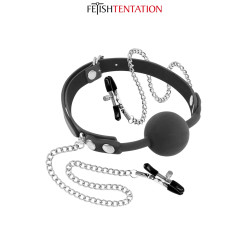 Baillon pinces à tétons,Le silence intense des sens.