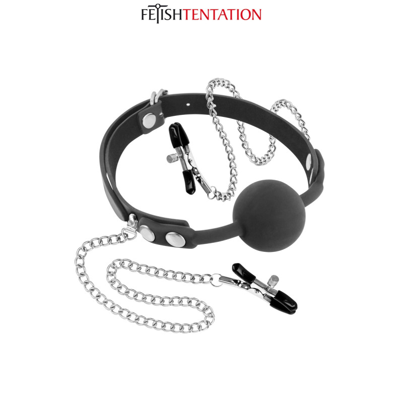 Baillon pinces à tétons,Le silence intense des sens.