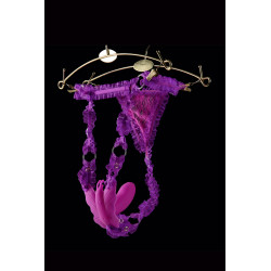 Stimulateur papillon connecté Lydia violet, gros plan sur la texture des ailes et la couleur intense