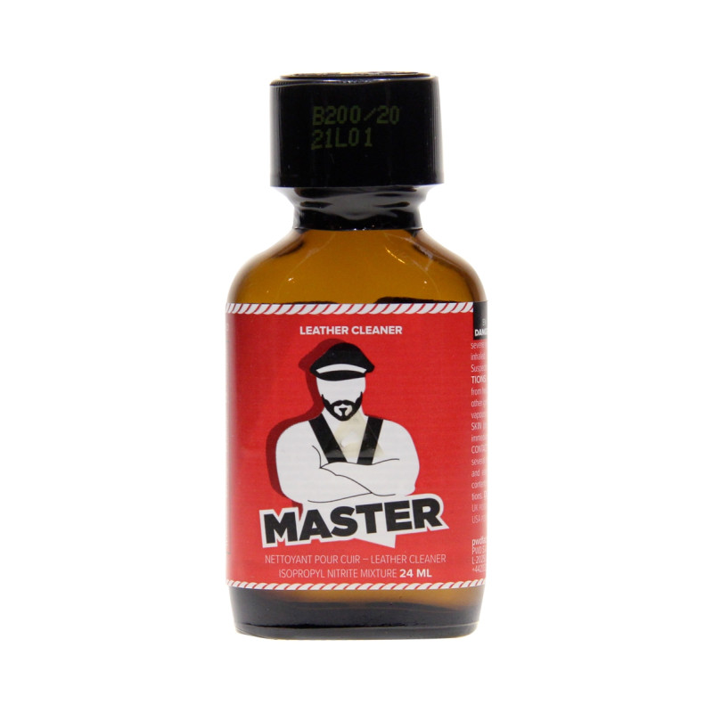Poppers Master 24 ml, gros plan sur l'étiquette et le nom du produit sur la bouteille.