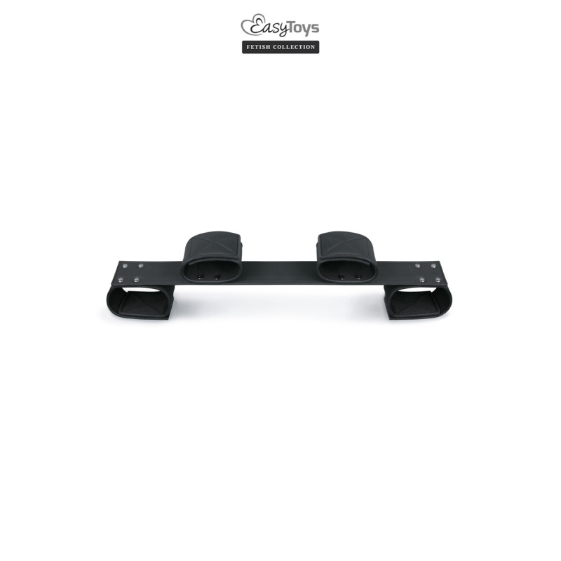 Barre d'écartement Easytoys Fetish Collection avec menottes simili cuir