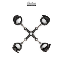 Kit Hogtie Easytoys Fetish Collection avec 4 menottes simili cuir