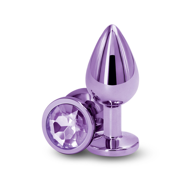 Plug anal en aluminium violet chromé avec bijou intégré, taille M (8,2 × 3,4 cm), présenté sur fond neutre.